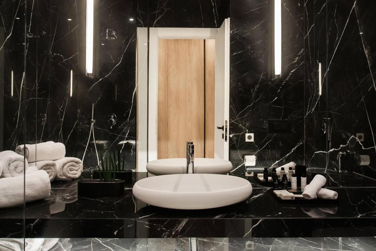 2 Sidebyside Suites In Athens Riviera By The Olon Ngoại thất bức ảnh